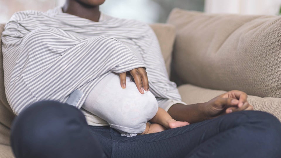 Zwarte vrouwen geven minder borstvoeding dan andere groepen, maar waarom? A Pediatrician Weighs In