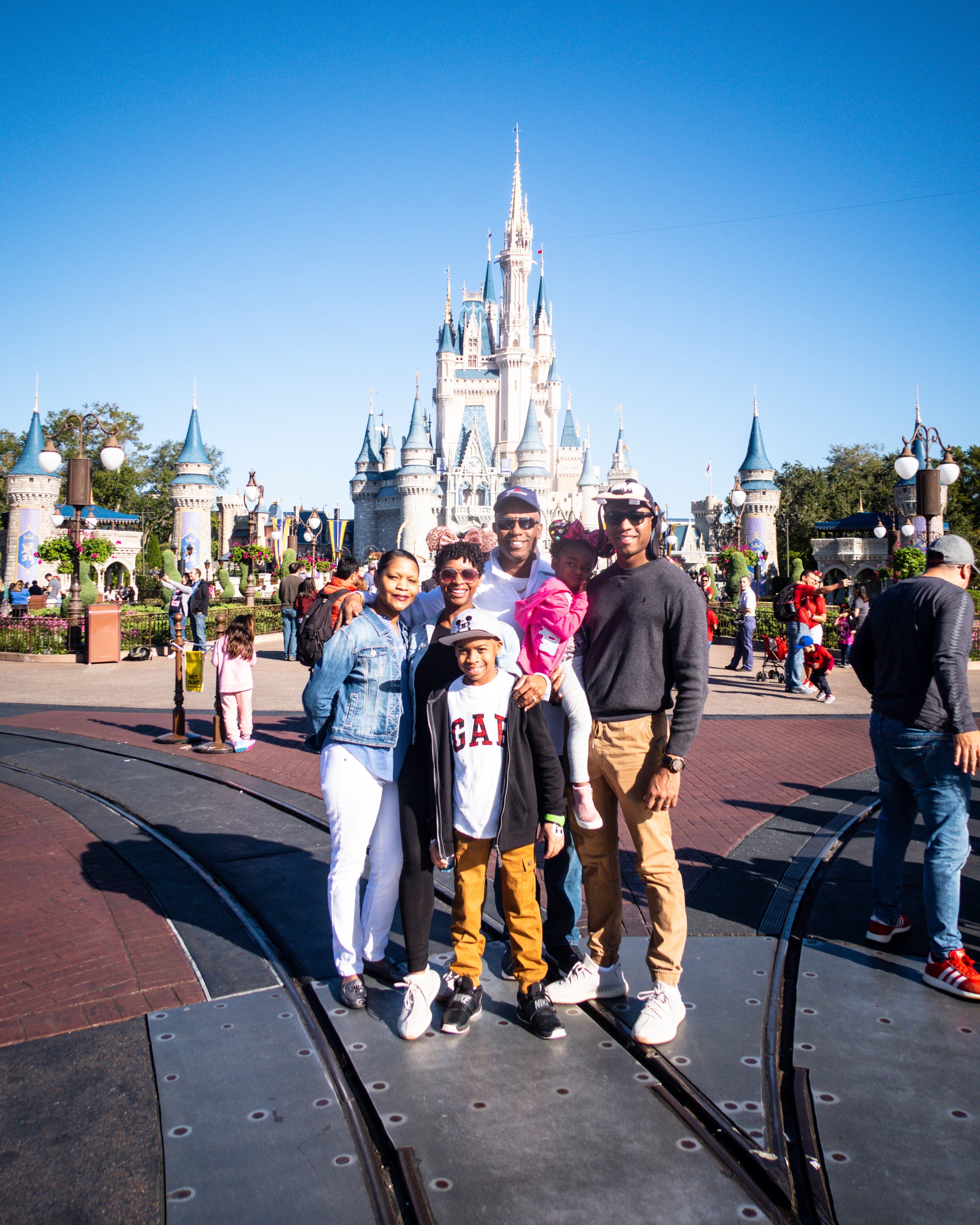 This Magic Moment Part 1: Travel to Walt Disney World with the Lewis Family