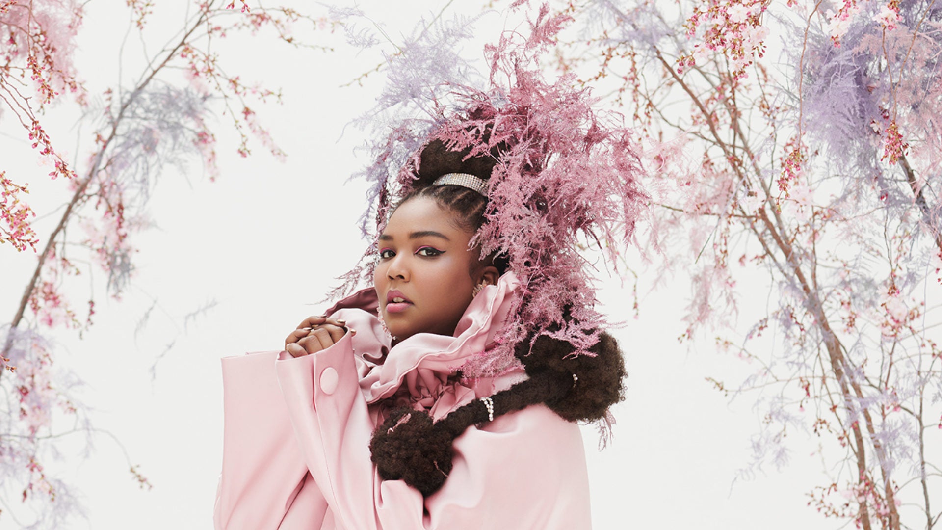 Lizzo Lands First Top 10 With 'Truth Hurts'