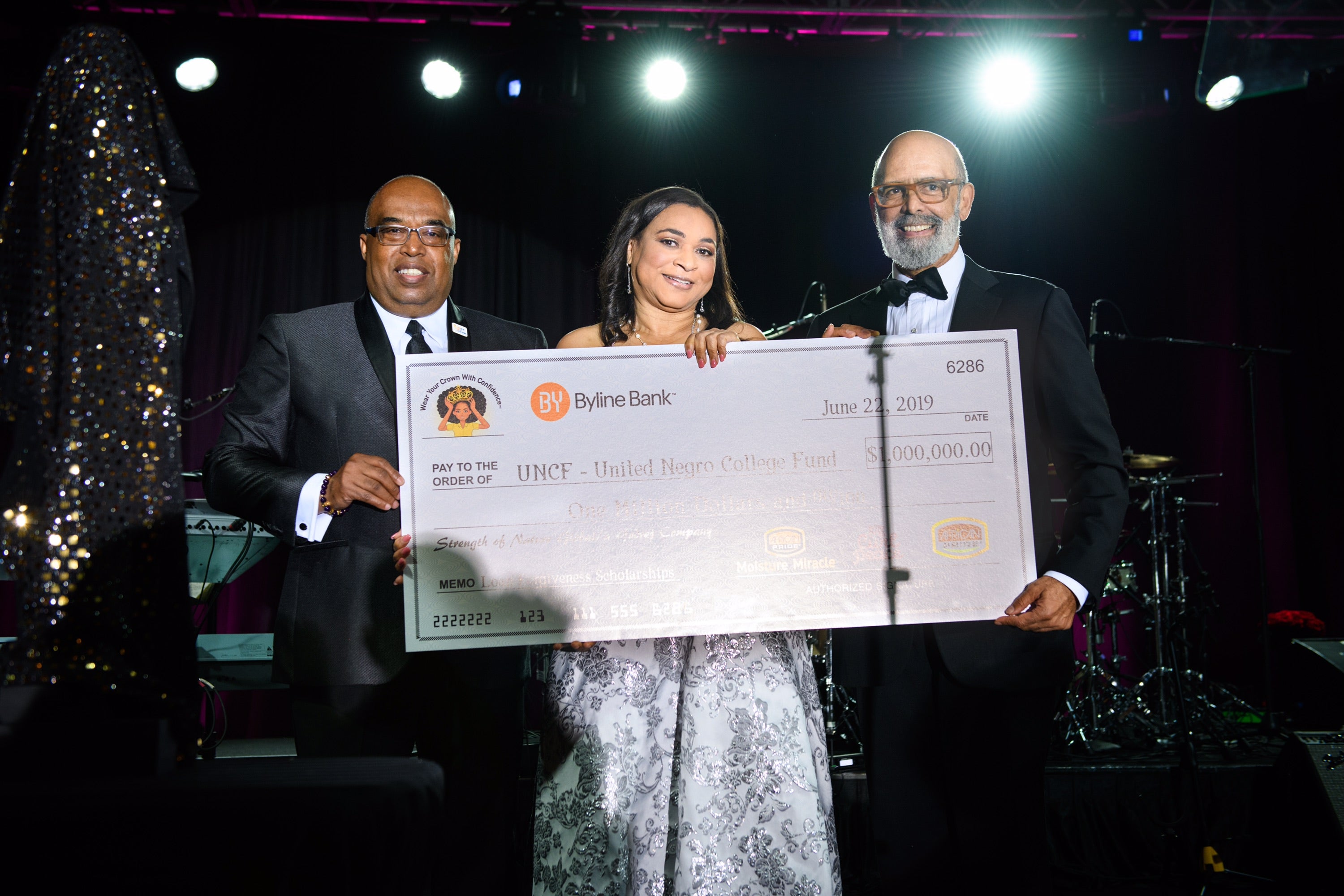 UNCF and African Pride Announce A $1 Million Student Loan Relief Initiative