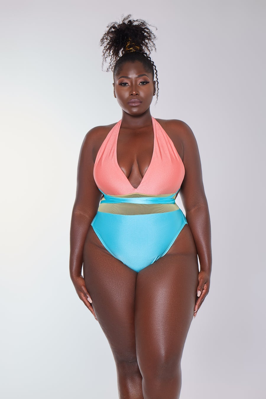 EveryBODY Is A Beach Body! 7 Swimsuits That Are Curvy Girl Approved