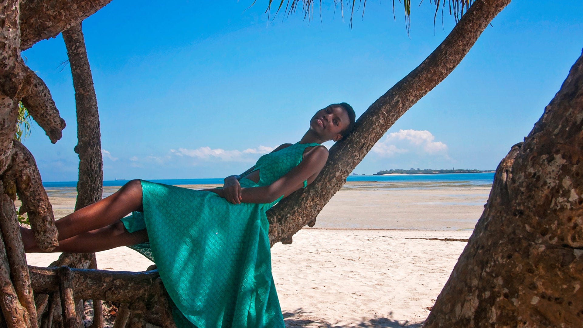 Bask In the Summer Breeze With These Chic, Flowy Dresses