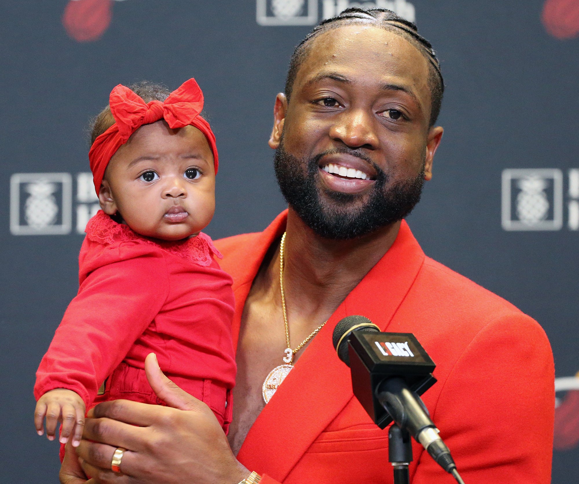 We're Obsessed With Dwyane Wade and Baby Kaavia's Cutest Twinning Moments
