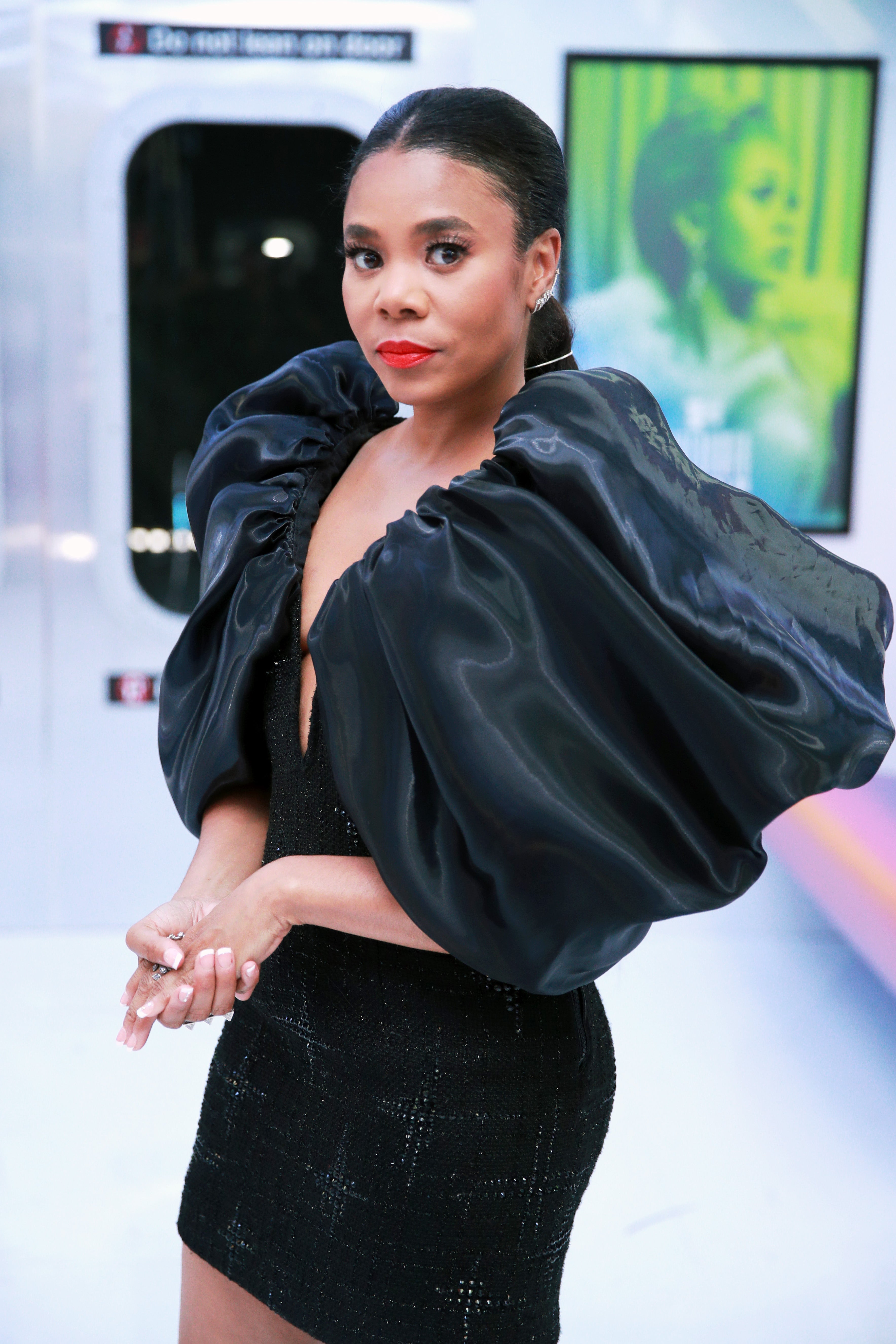 Hairstylist Shornell McNeal Breaks Down Regina Hall’s BET Awards Look