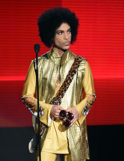 13 Times Prince Showed Us That Beauty Isn’t Just For The Ladies