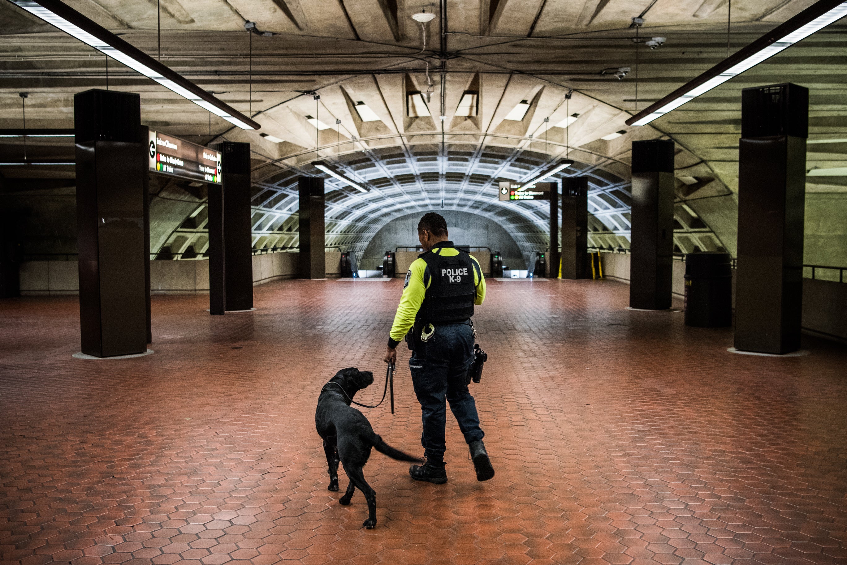 DC Metro Police Under Fire After Officer Shoves, Tases Black Man