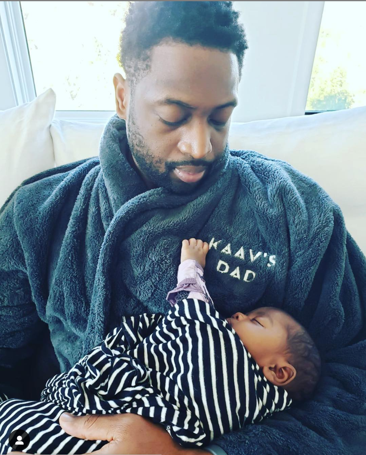 We're Obsessed With Dwyane Wade and Baby Kaavia's Cutest Twinning Moments
