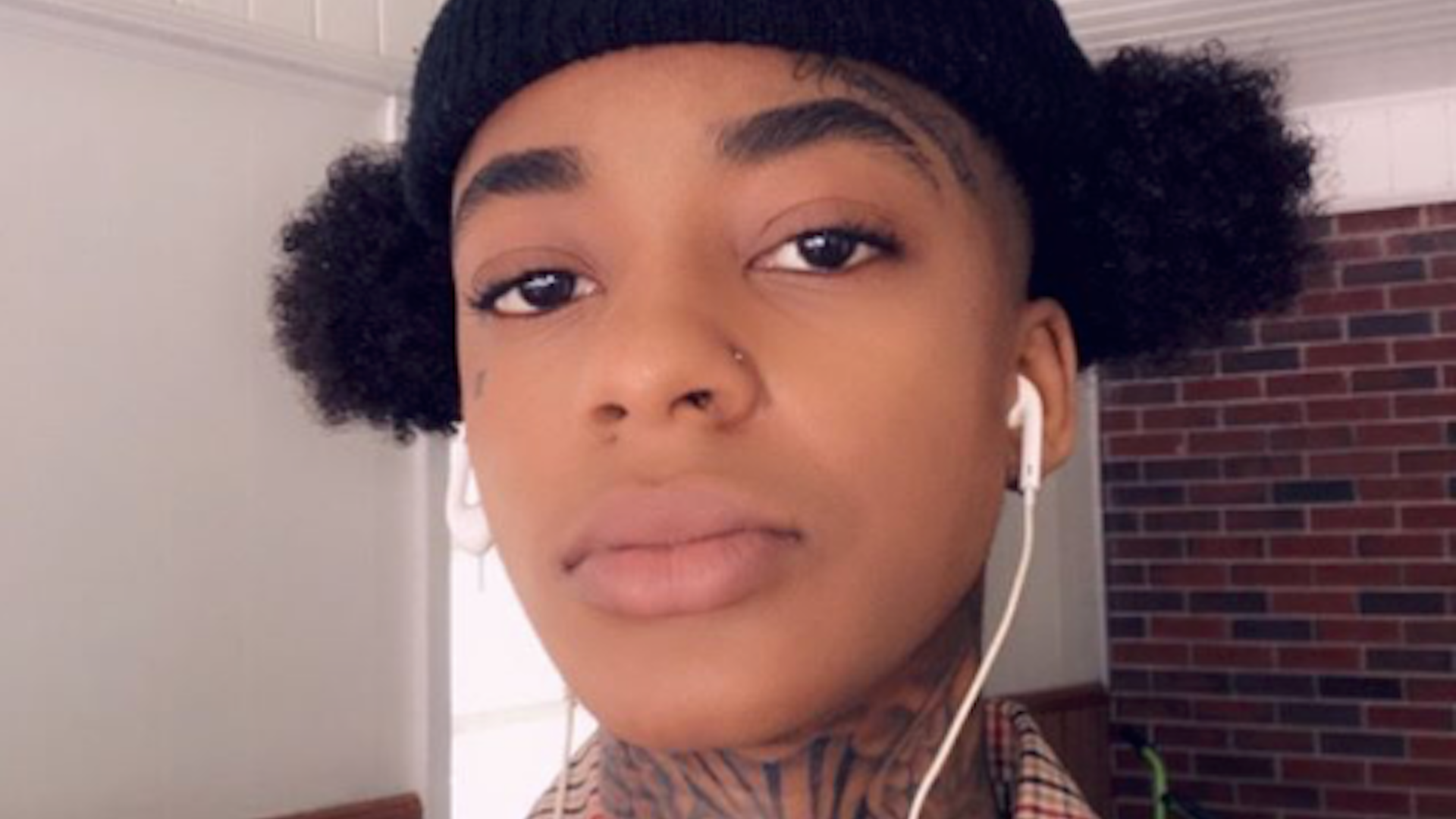 R. Kelly's Daughter Jaah Kelly Fell Into A Dark Depression After Coming Out As Transgender At 14