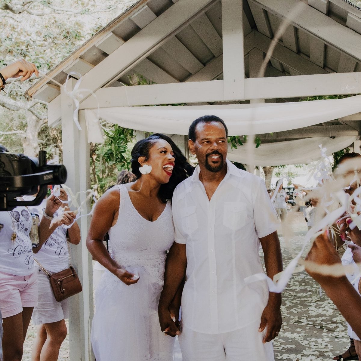 bride with 34 bridesmaids