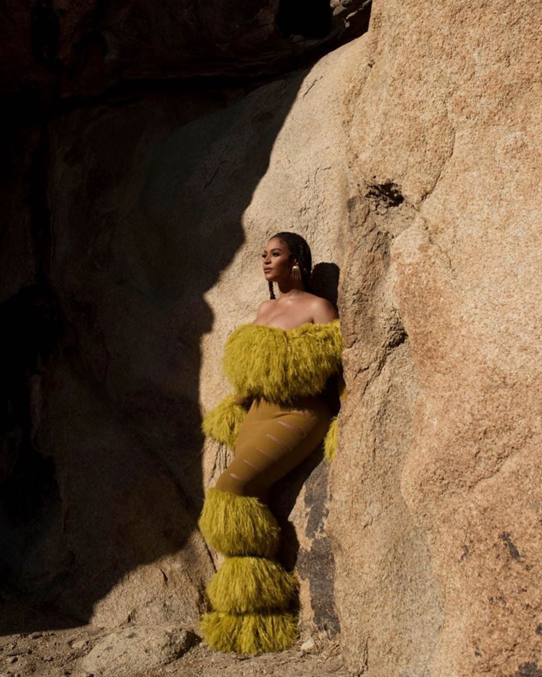 All The Wardrobe Details From Beyonce’s New Video “Spirt”