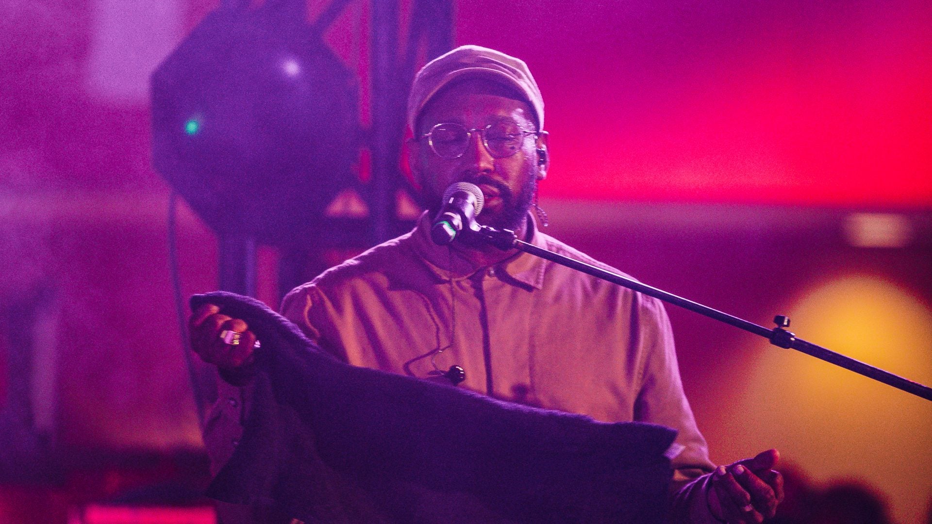 PJ Morton Gave The Essence Fest Crowd Some Southern Hospitality With A Live Album Recording You Have To See