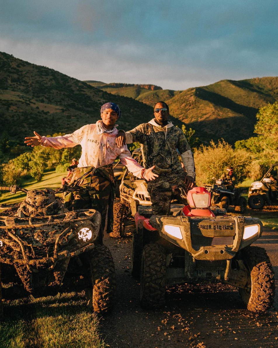 Diddy Heads Down That Old Country Road For A Family Getaway in Colorado