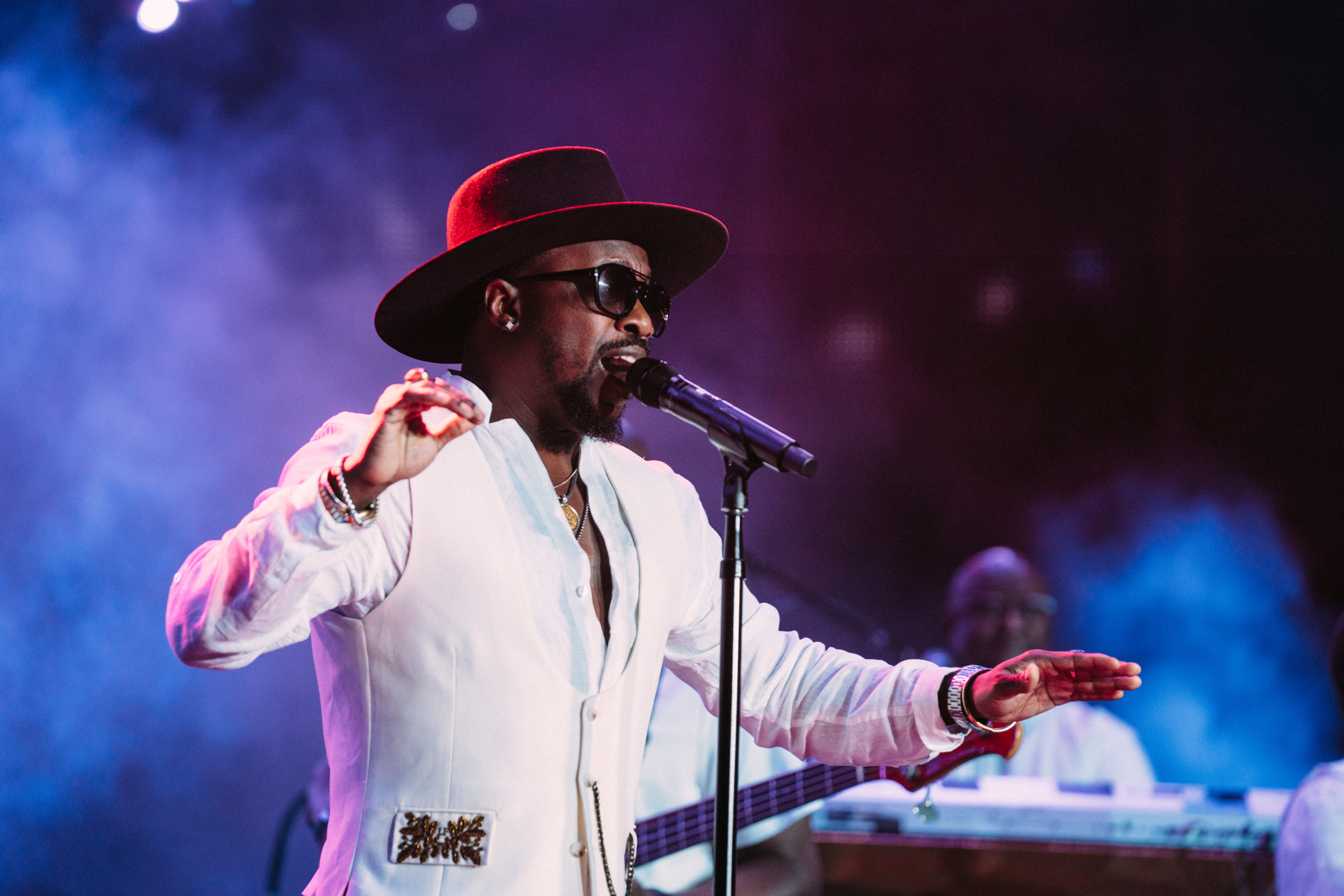 9th Wonder & Anthony Hamilton Gather "Under One Roof" to Raise Funds for COVID-19 Relief