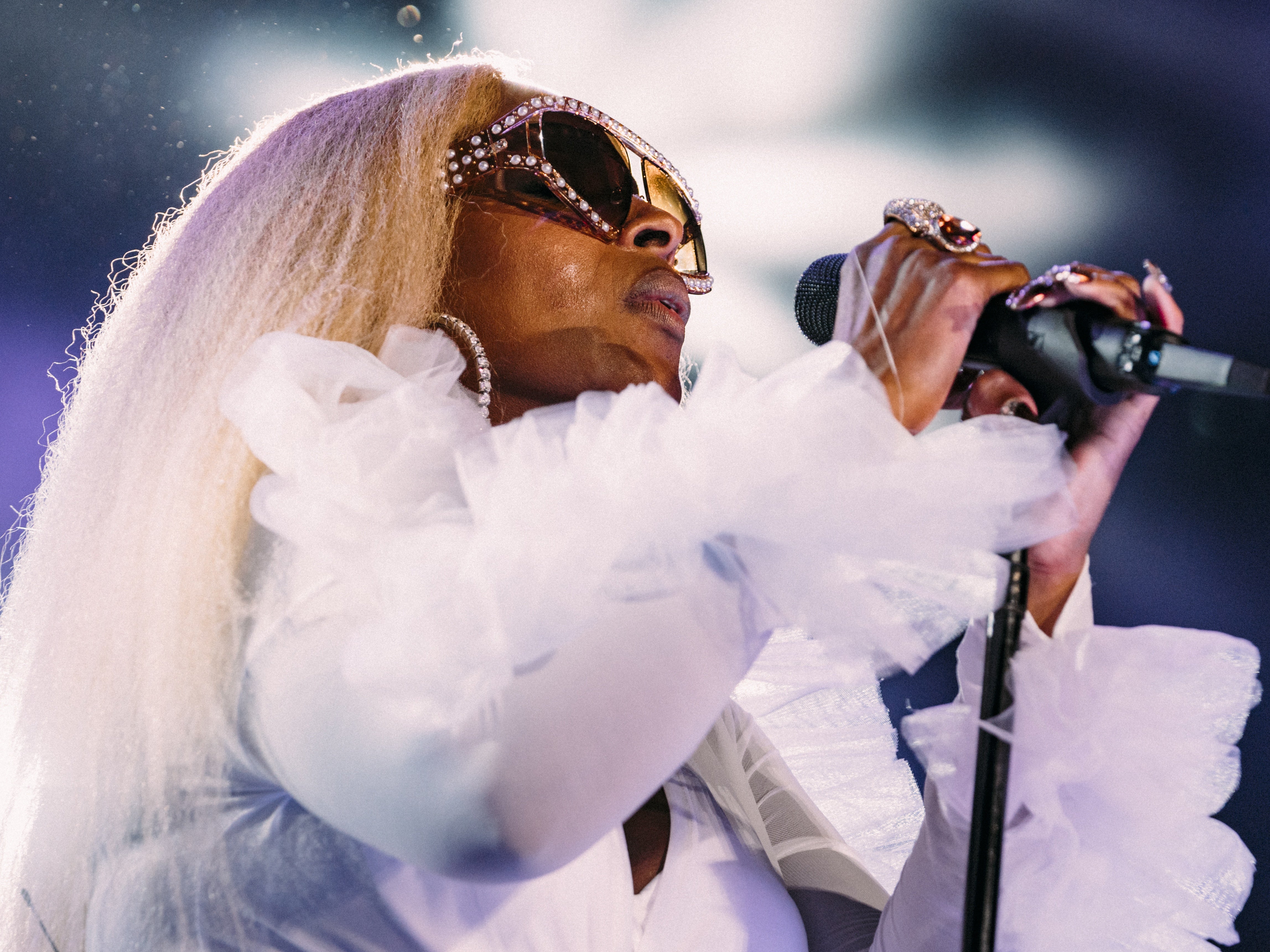 Mary J. Blige’s Hottest Stage Looks From ESSENCE Festival
