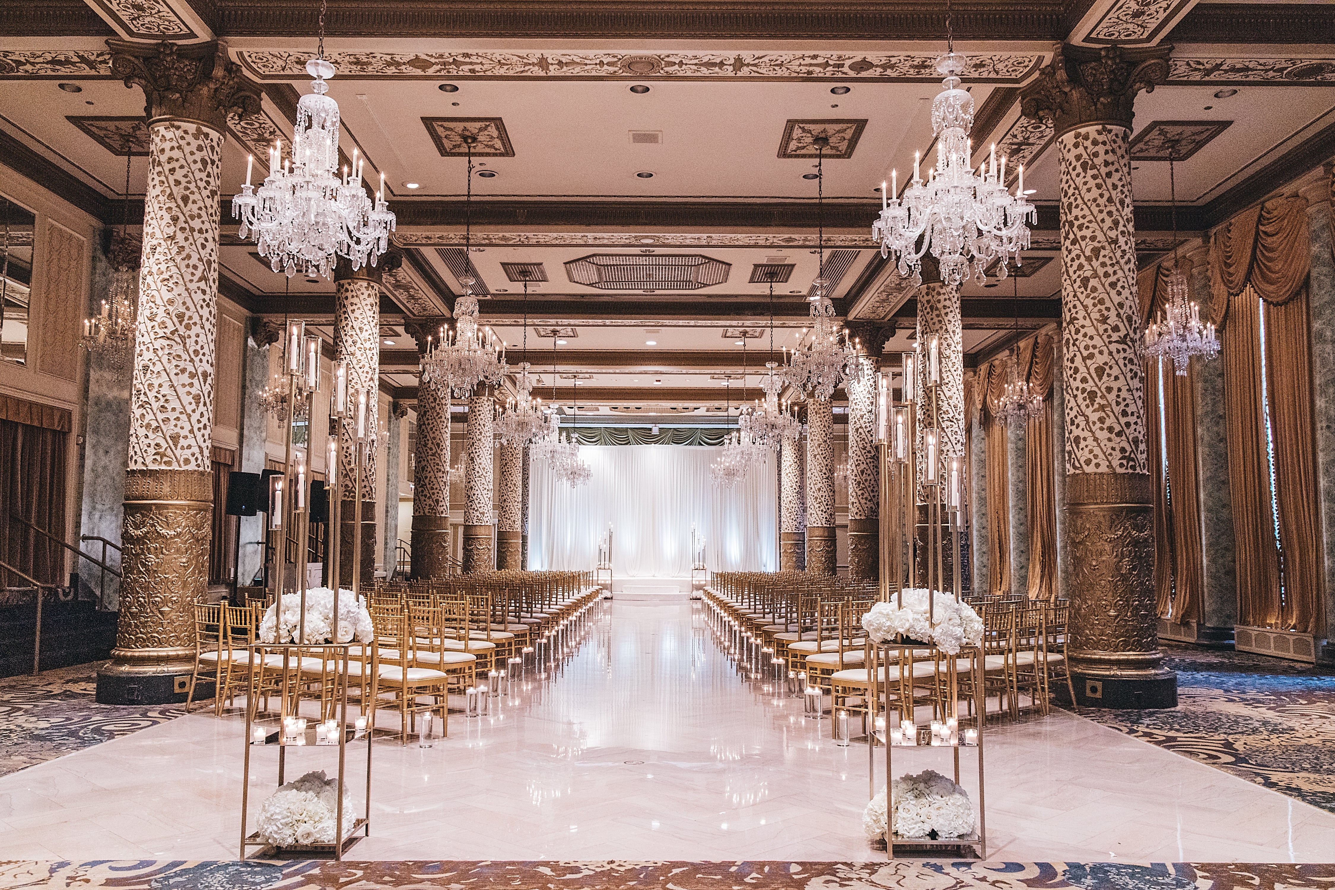 Bridal Bliss: Chloe and Jose's Glam Chicago Wedding Was An Absolute Stunner