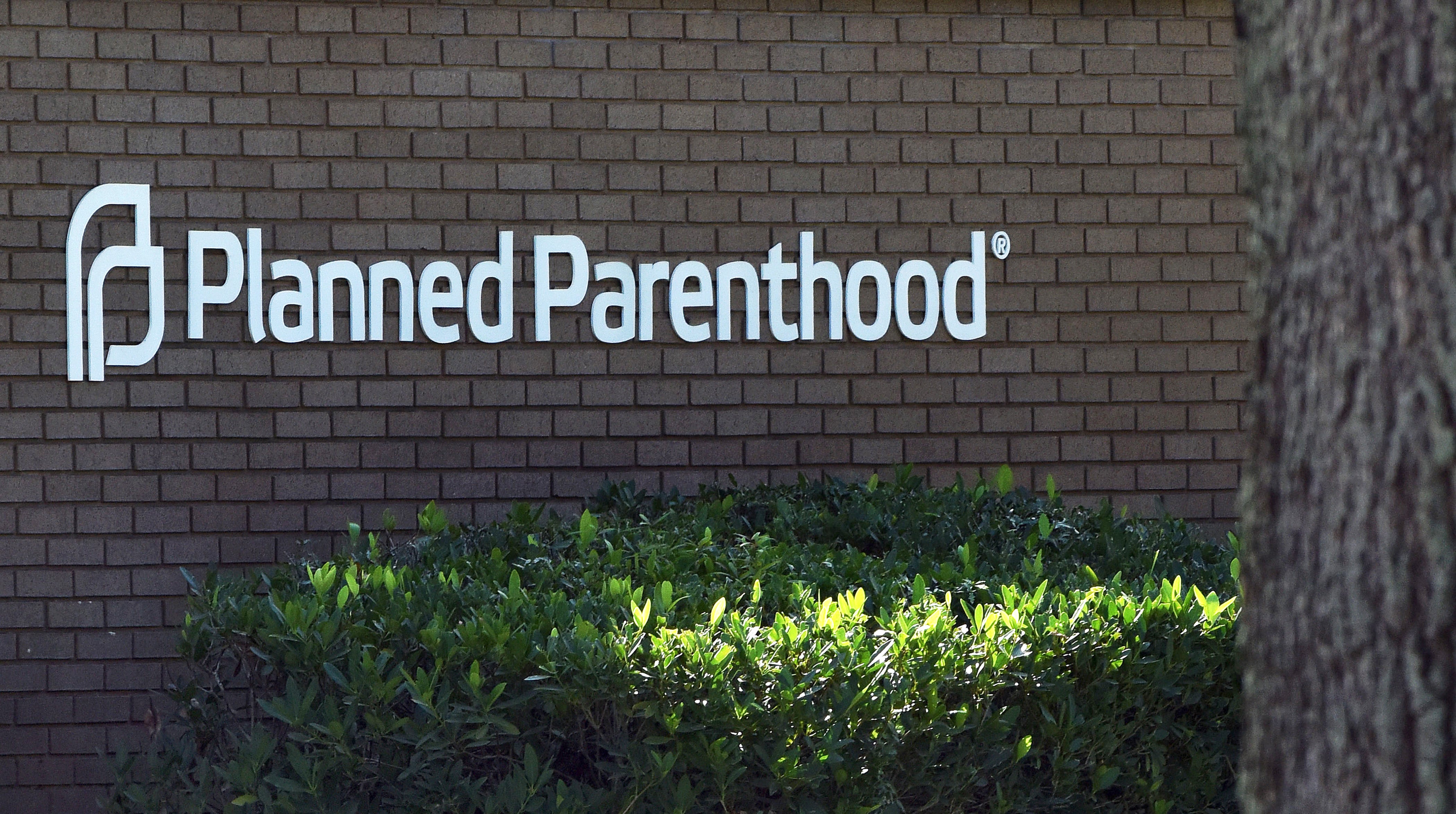 Planned Parenthood Leaves Federal Family Planning Program Over Abortion Restrictions