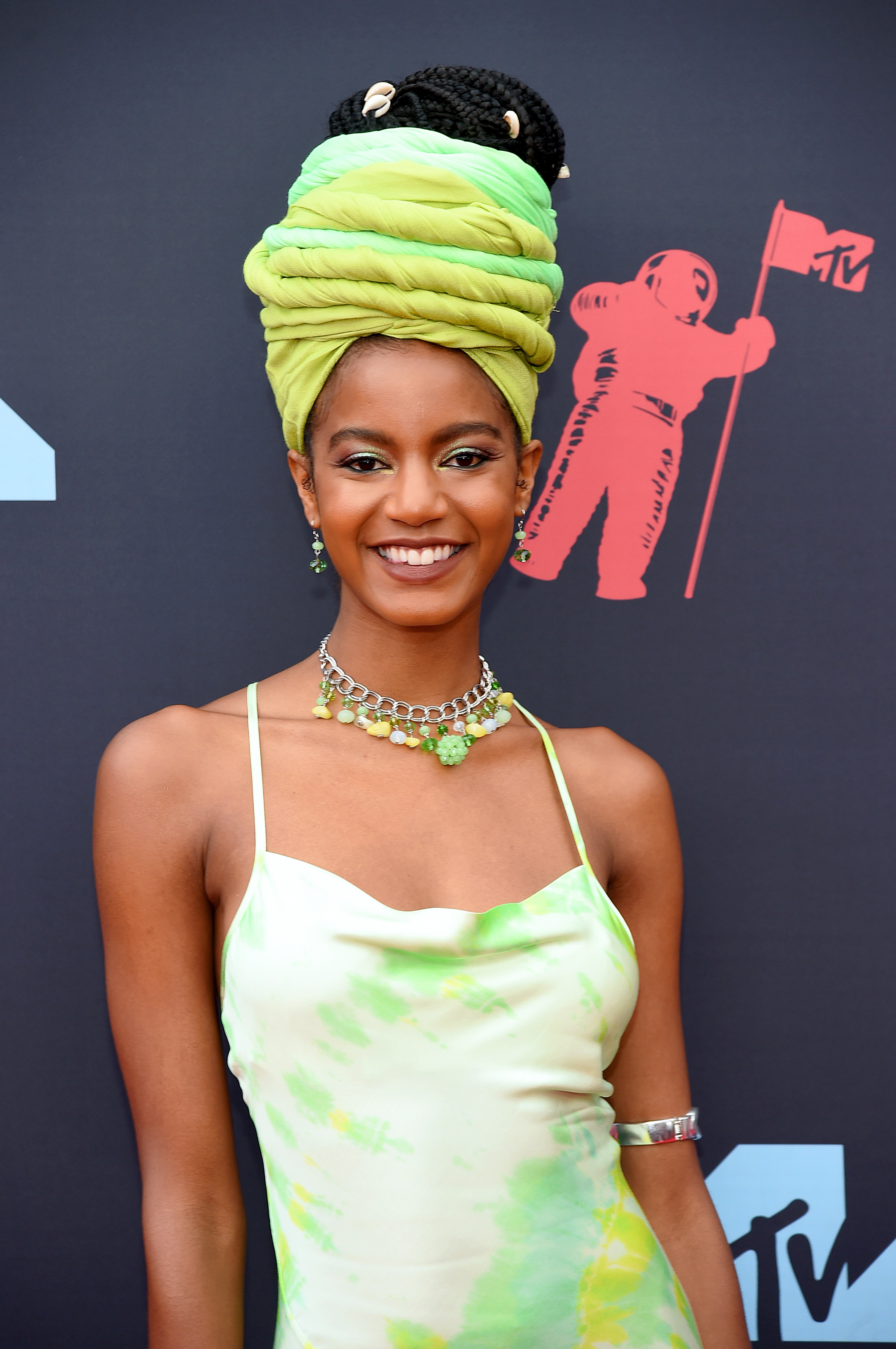 The Beauty Looks We Loved From The MTV VMAs Red Carpet