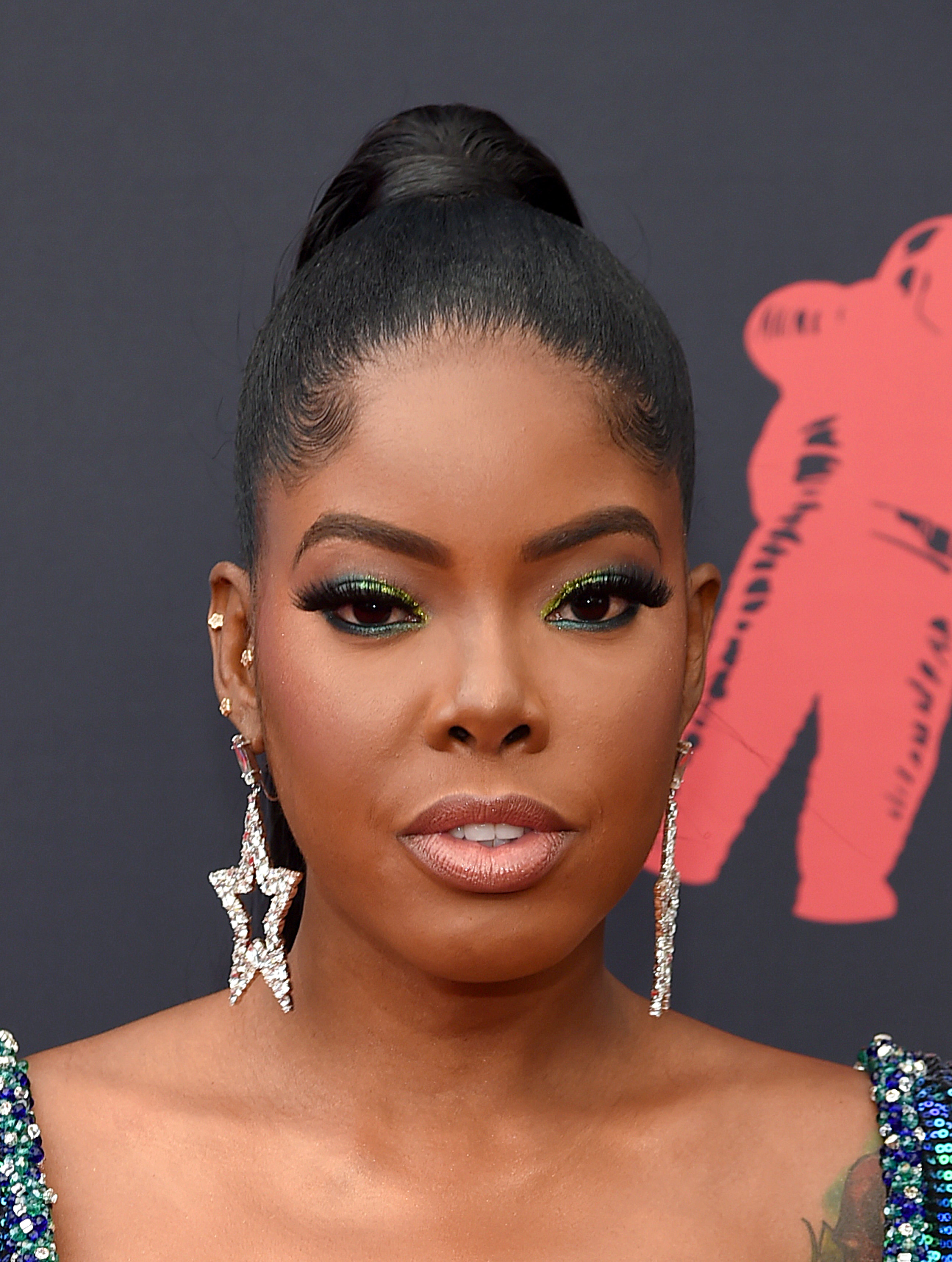 The Beauty Looks We Loved From The MTV VMAs Red Carpet