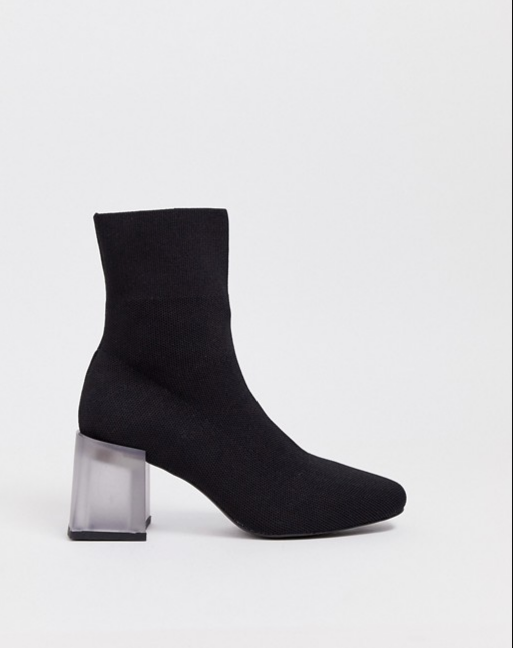 What I Screenshot This Week: The Sculptural Heels That I'm Willing to Step Into Fall For