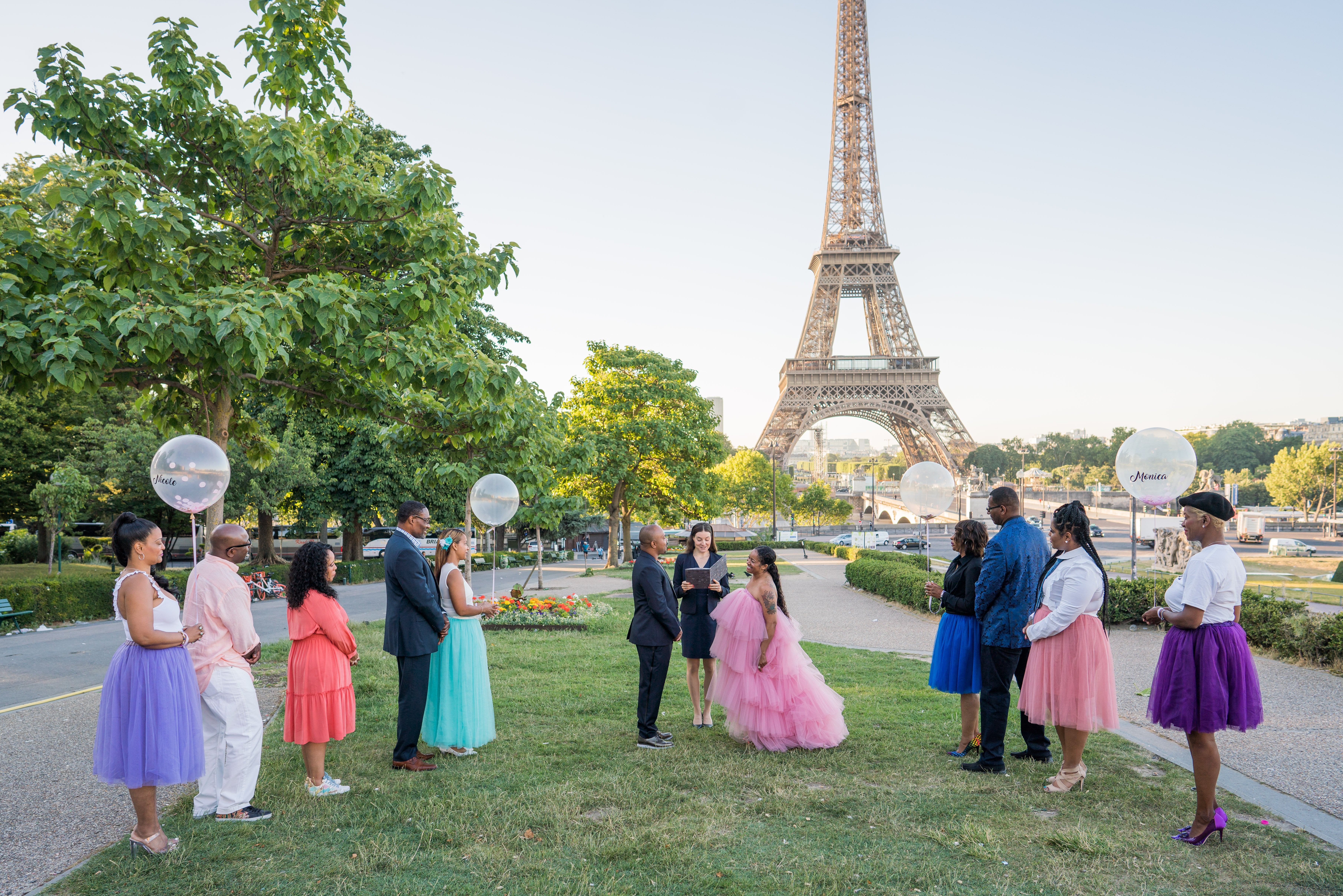 This Vow Renewal Ceremony In Paris Took Us Up, Up And Away
