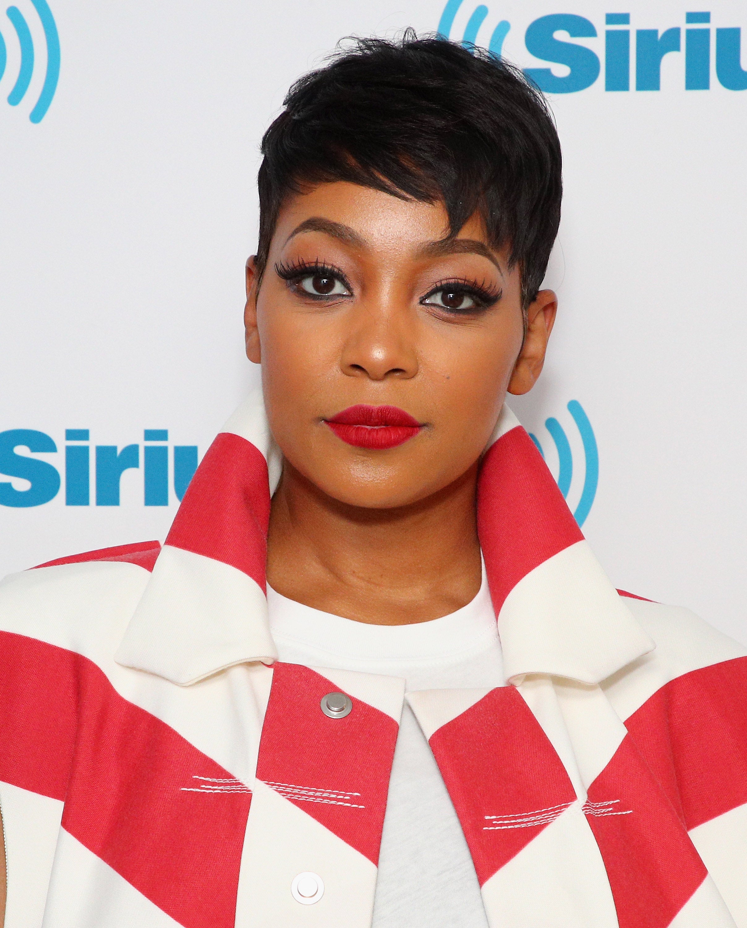 10 Celebrity Short Haircuts To Try This Fall