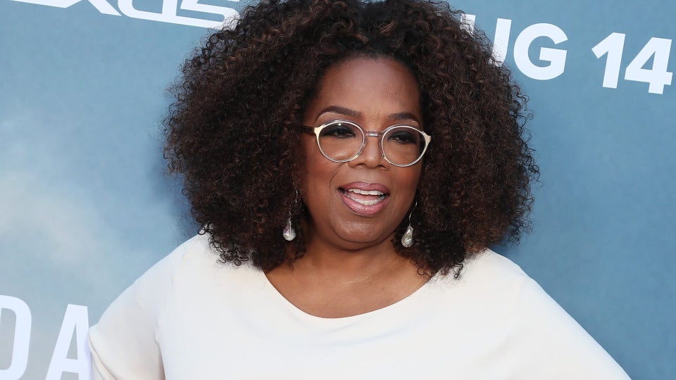 Oprah Donates $1 Million To United Negro College Fund
