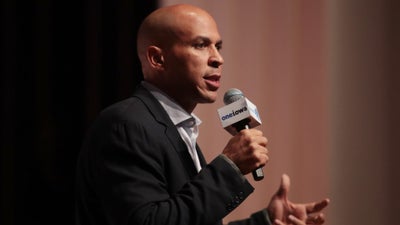 Cory Booker Will Stay In Presidential Race After Meeting Fundraising Goal