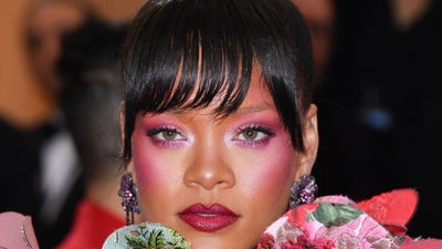 13 Times Rihanna Stunned  In Bangs