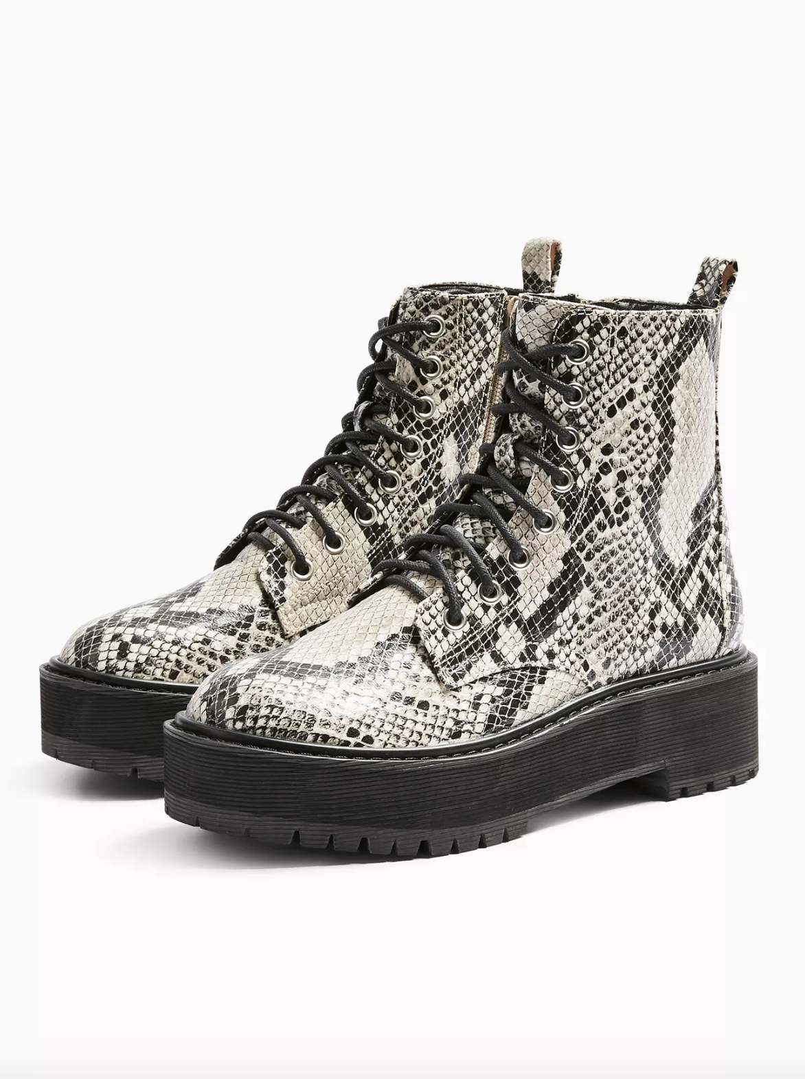 Add Some Grunge To Your Fall Look With These Fierce Boots