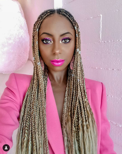 Influencer Jessica Pettway’s Hair And Lip Combos Are Fall Beauty Inspiration