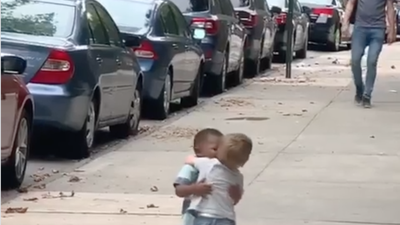 These Toddler Besties Are Friendship Goals