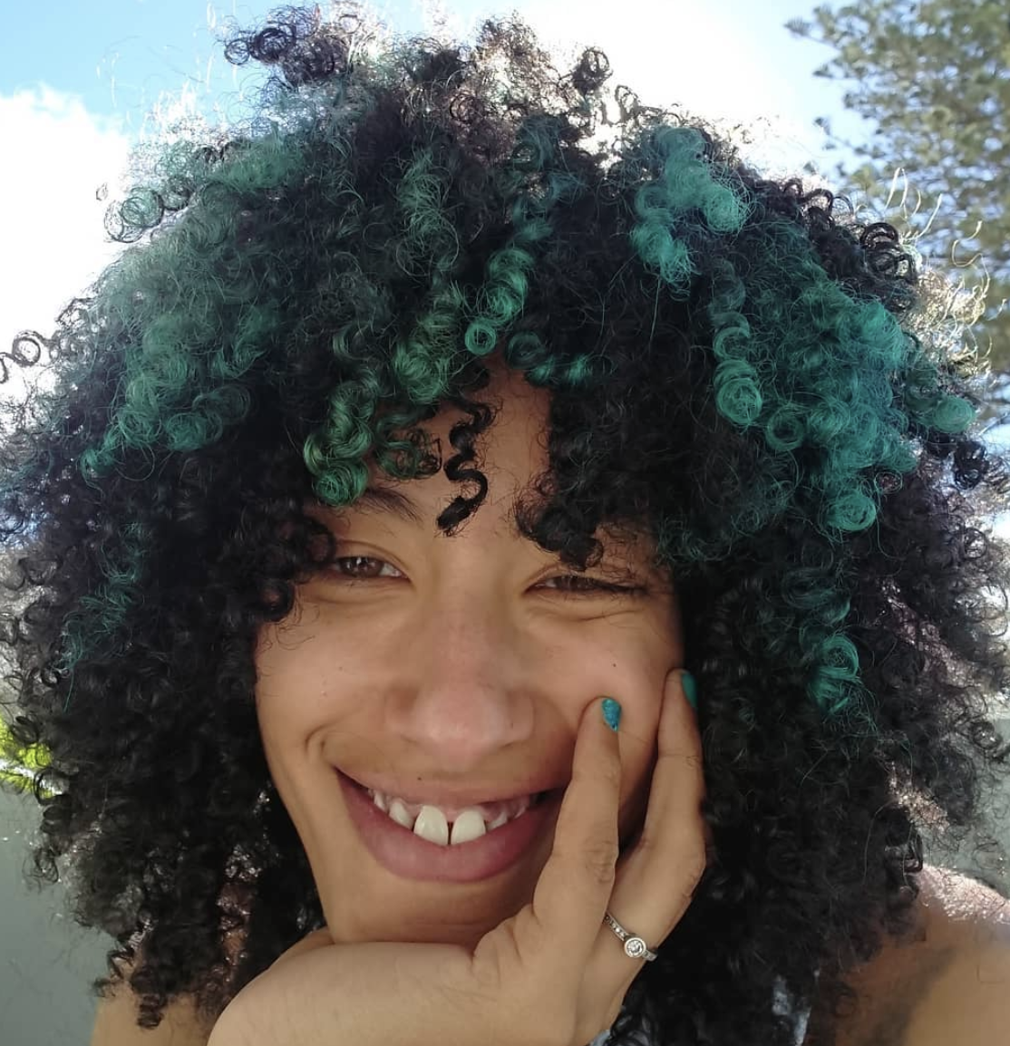 25 Beautiful Black Women Proudly Sporting Their Tooth Gaps