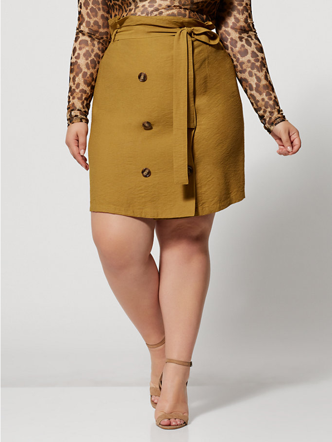 Oh Hey, Curvy Girl! Fashion To Figure's 40-60% Off Sale Is A Major