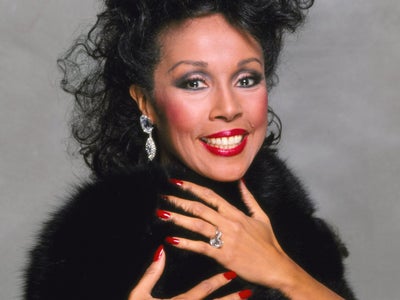 Diahann Carroll’s Iconic Style To Be Sold In Estate Sale