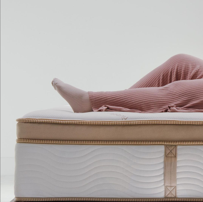 This Mattress Is Heaven For Curvy Bodies