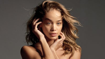 Model Jasmine Sanders Shares Her Beauty Go-Tos