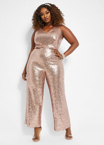 Oh Hey, Curvy Girl! These Holiday Party Ensembles Will Leave Them Speechless