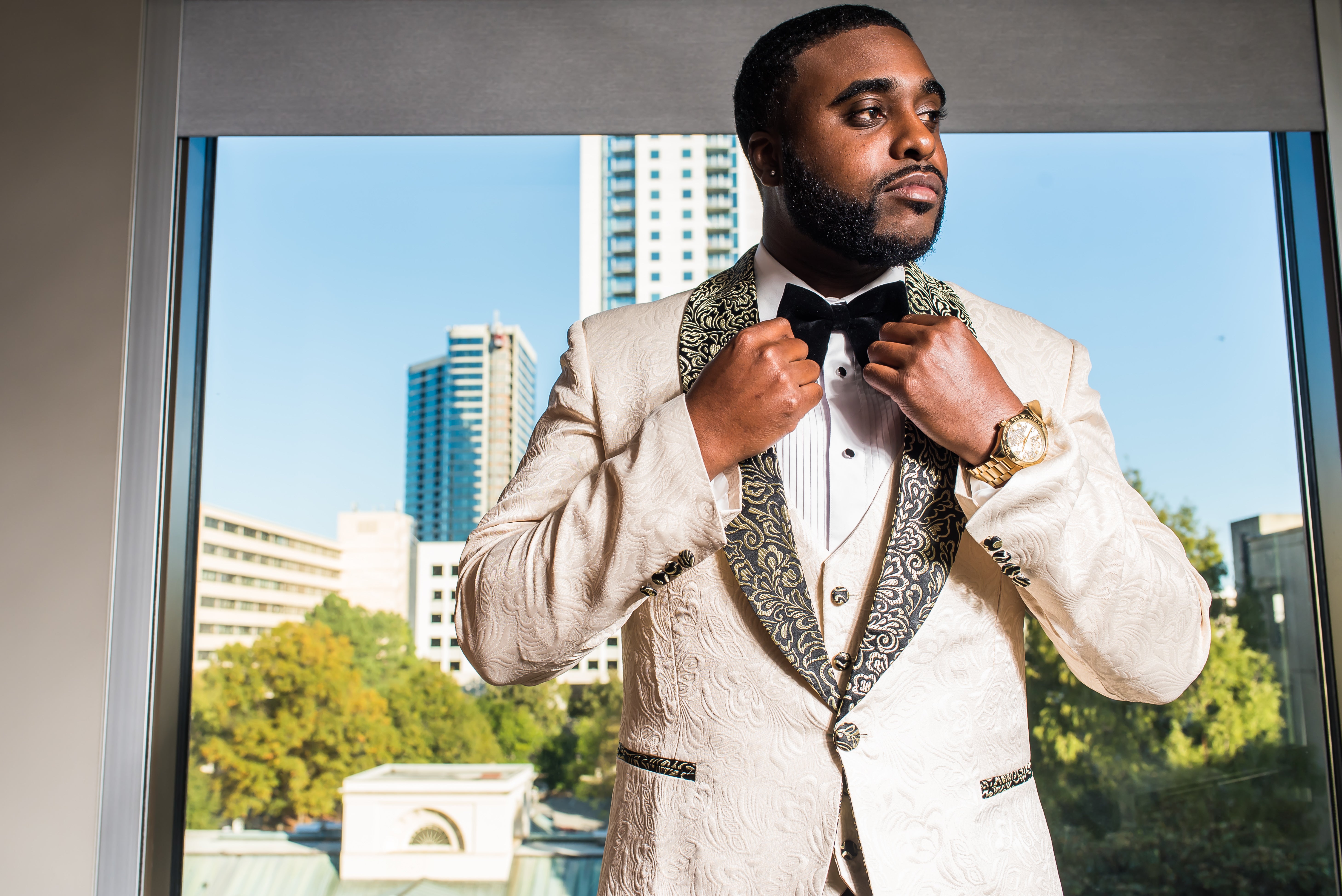 Bridal Bliss: Kendra and Jonathan Made Memories With Their Black Tie Ballroom Ceremony