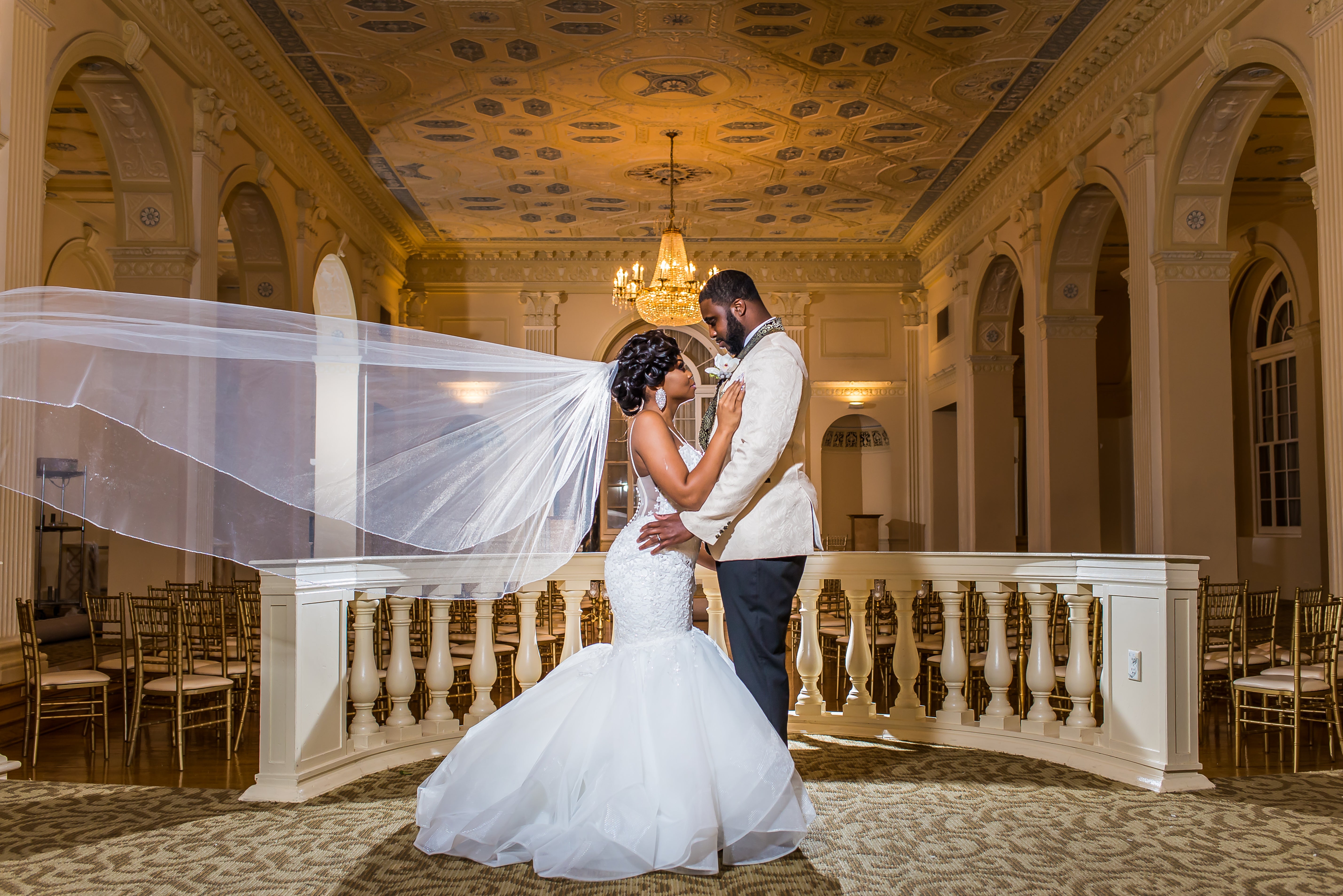 Bridal Bliss: Kendra and Jonathan Made Memories With Their Black Tie Ballroom Ceremony