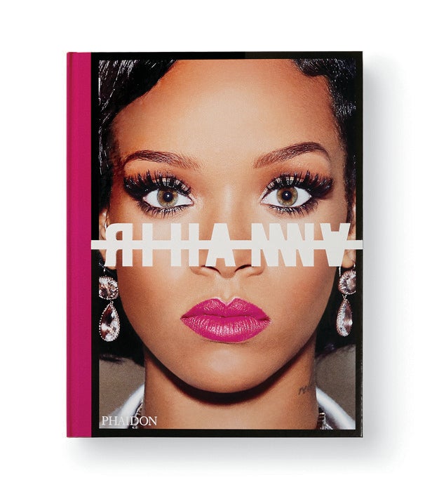 9 Gifts Perfect for the Jet-Setters in Your Life