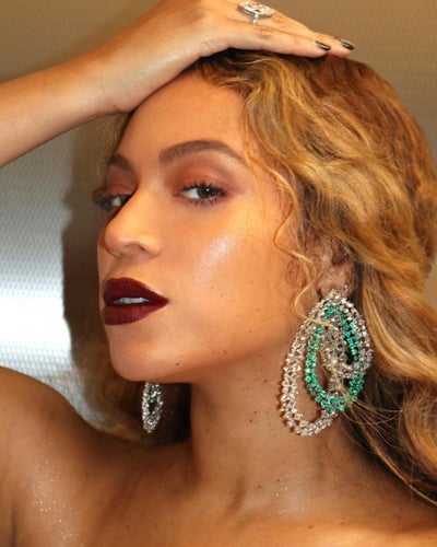 Beyonce Is Giving Us The Holiday Hues