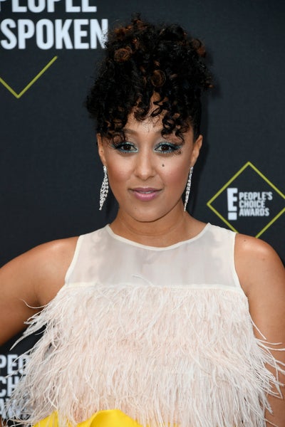 Red Carpet Beauty From The E! People’s Choice Awards
