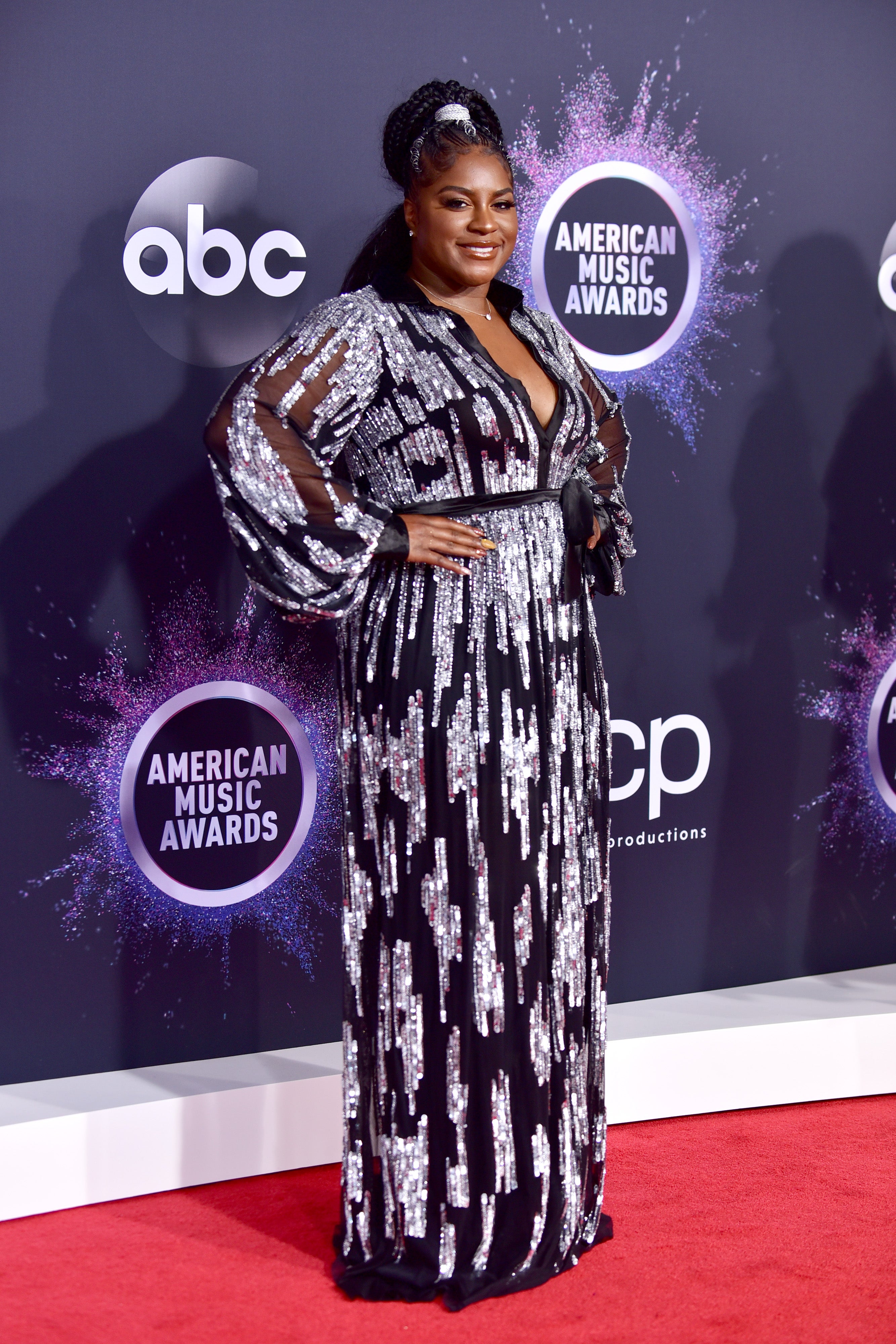 The Best Fashion Moments At The 2019 American Music Awards