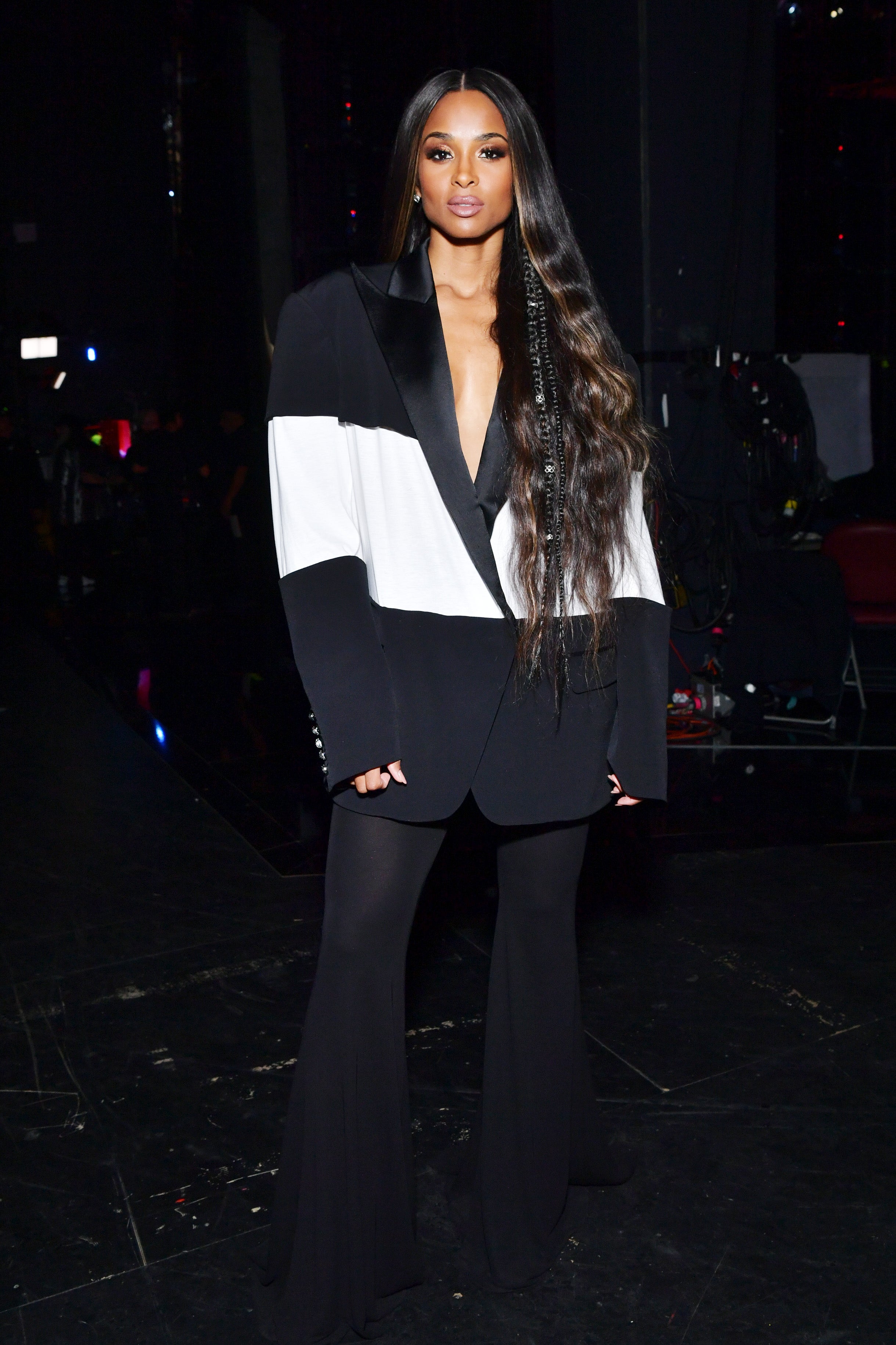 Here’s All Of Ciara’s Looks From The American Music Awards