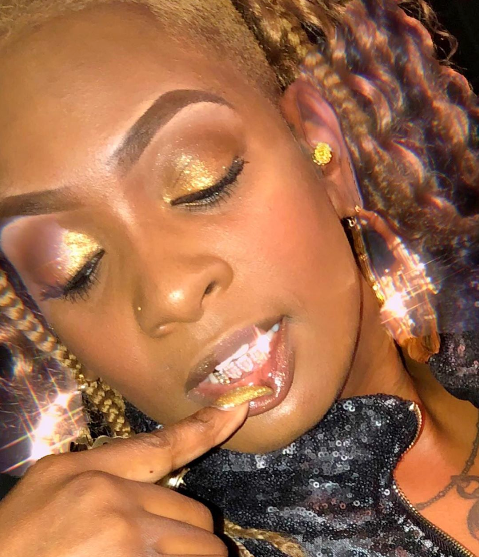 These Girls In Grillz Make Us Want Mouth Jewelry