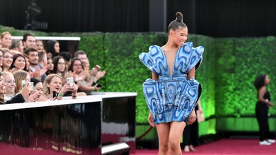 Storm Reid Electrifies The People’s Choice Awards Red Carpet