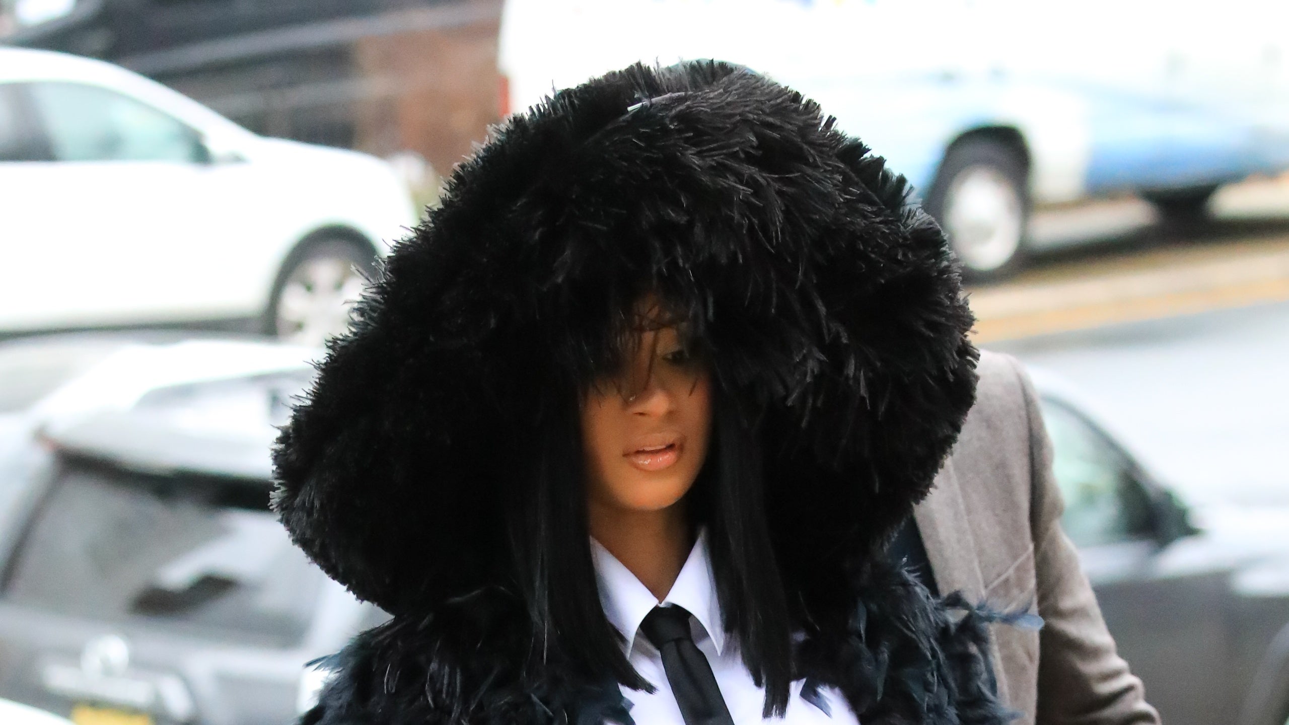 Cardi B Shows Up To Court In A Feathered Train