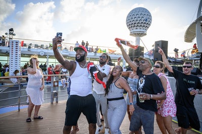 Sell Off: Views From The 2019 Welcome To Jamrock Reggae Cruise