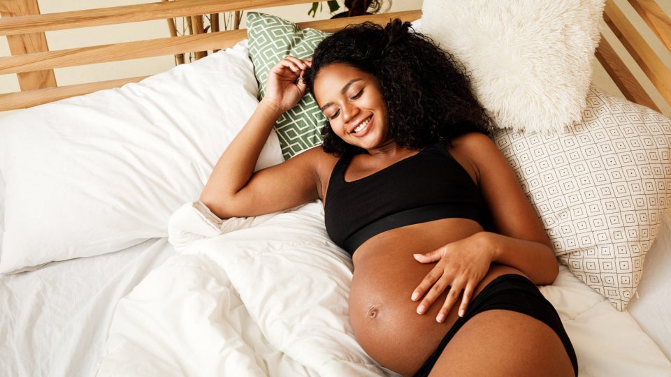 10 Last Minute Gifts For Expecting Moms That She’ll Actually Use