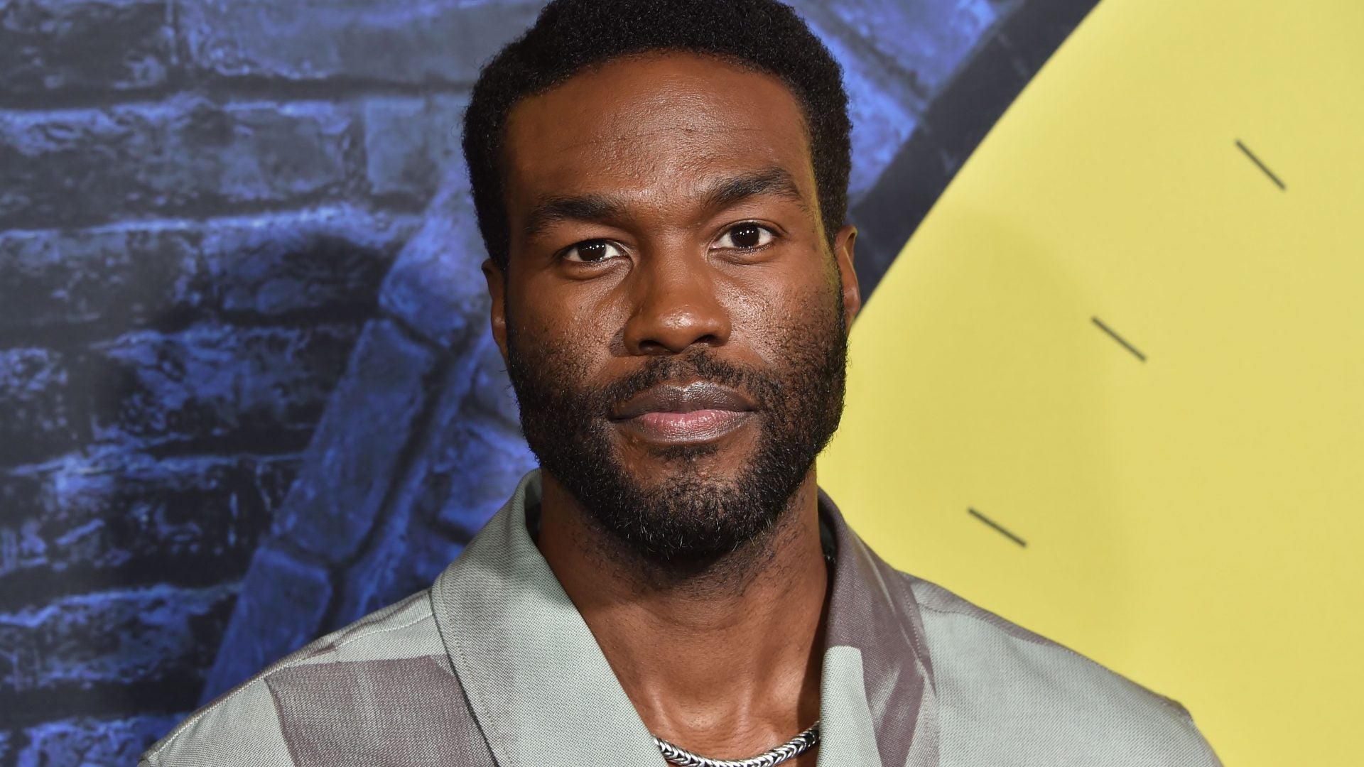 12 Facts You Didn't Know About Sexy 'Watchmen' Star Yahya Abdul-Mateen II